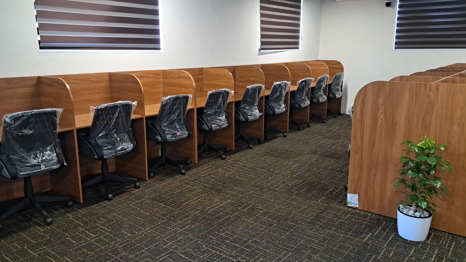 Spacious study halls at Capstone Learning Hub